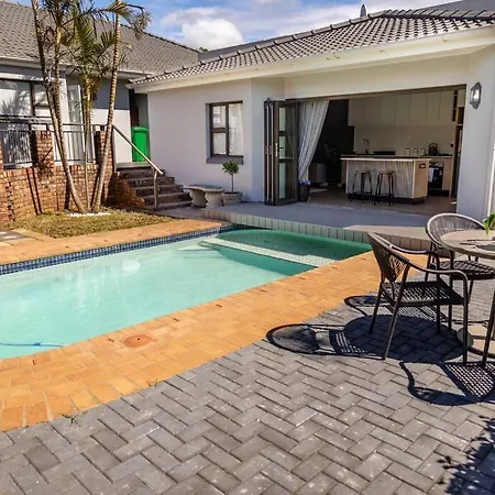 Tranquility Cove In Bonza Bay Appartement East London Buitenkant foto